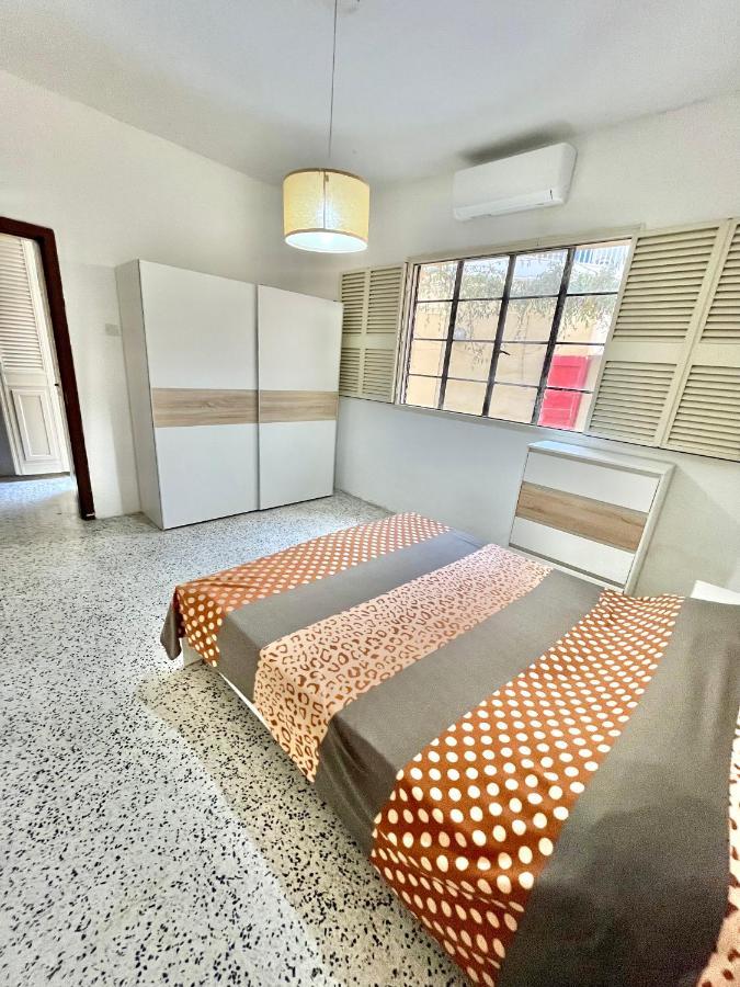 Camag Apartment - Very Close To Airport Бирзеббуджа Экстерьер фото